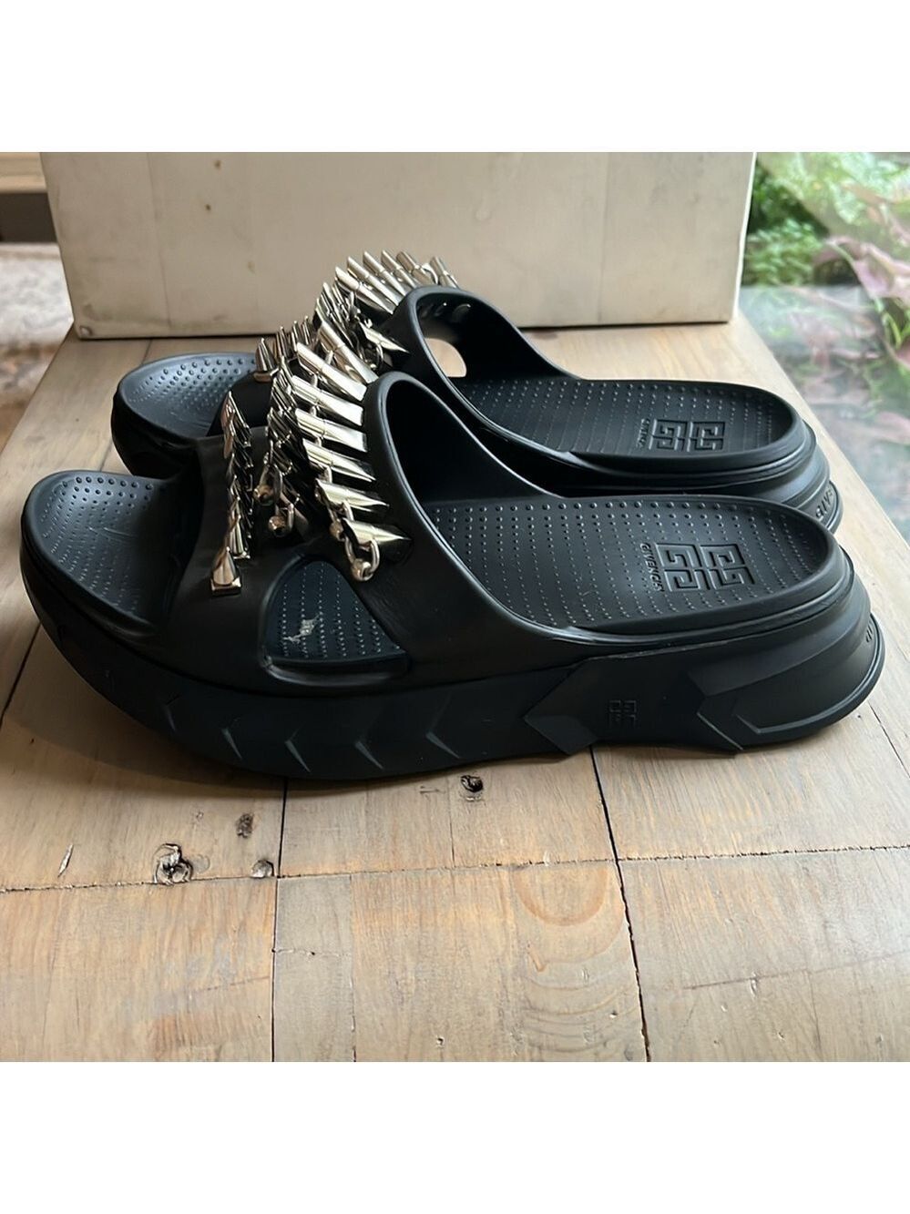 Givenchy Marshmallow Stud Embellished Slides Sandals in Black US 9.5, EU 40 - Picture 12 of 15